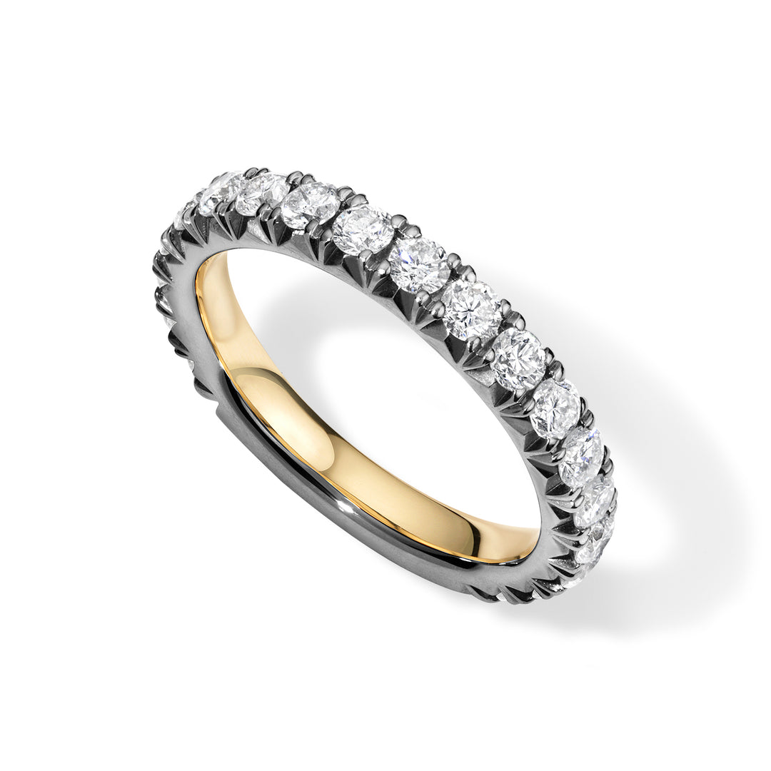 FRENCH ETERNITY W/ BLACKENED PRONGS